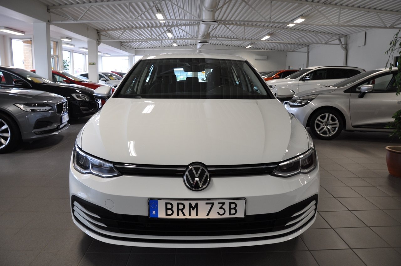 Volkswagen Golf 1.0 TSI 110hk Life 5-d 2021, bild 3/10