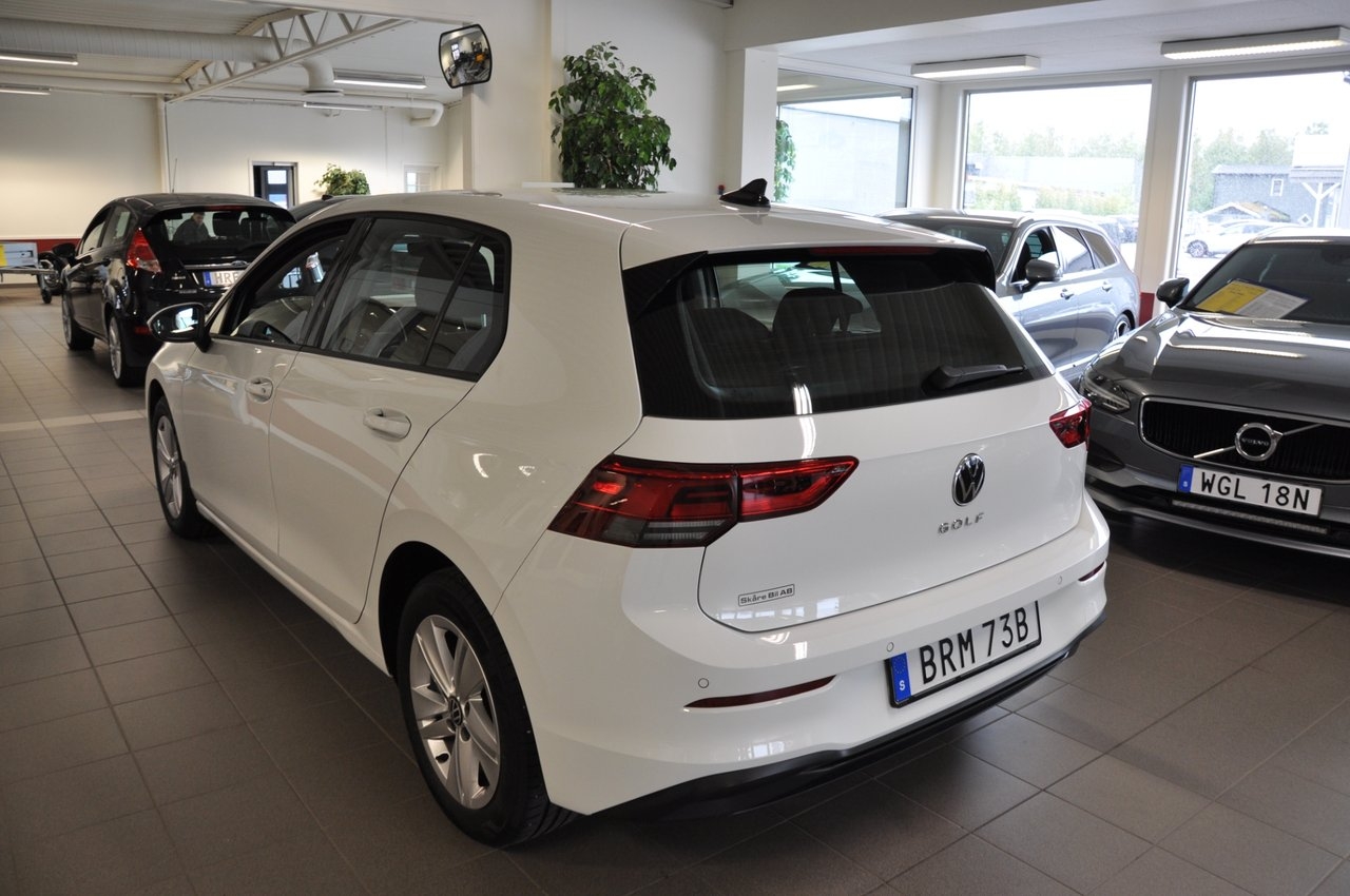 Volkswagen Golf 1.0 TSI 110hk Life 5-d 2021, bild 7/10