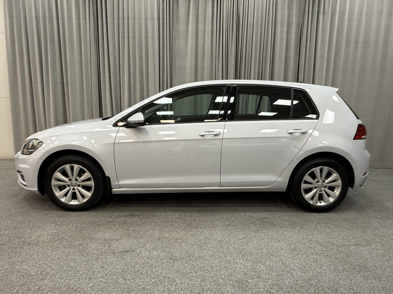 Volkswagen Golf 1.0 TSi 110HK Style 2017, bild 2/10