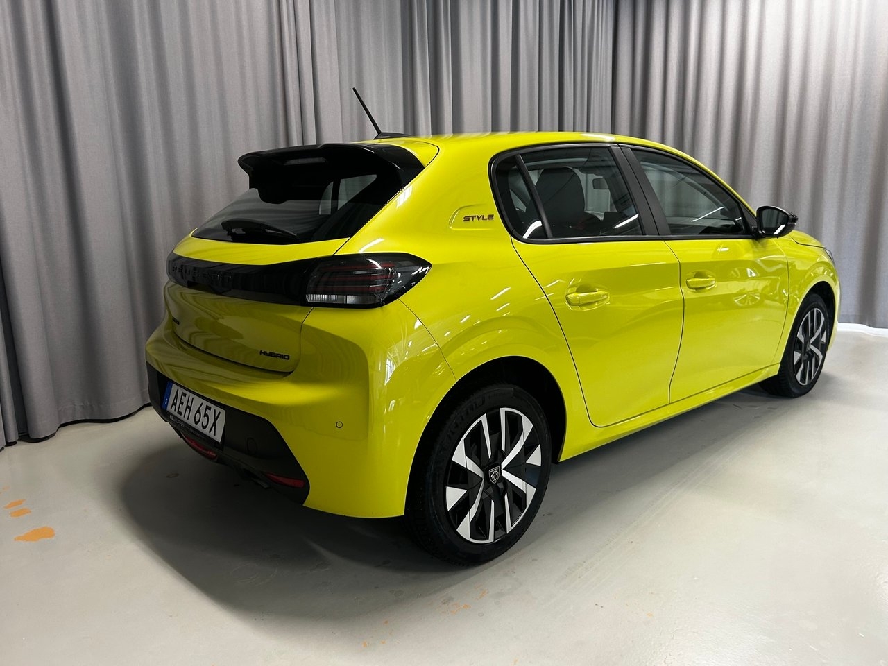 Peugeot 208 HYBRID 100HK Aut Style 2025, bild 3/9