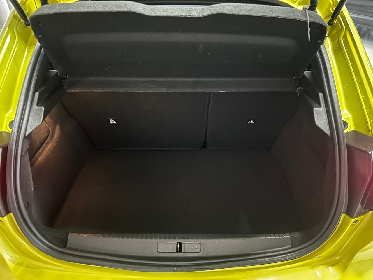 Peugeot 208 HYBRID 100HK Aut Style 2025, bild 5/9