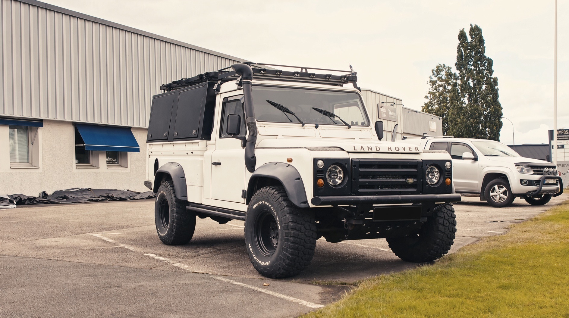 Land Rover Defender