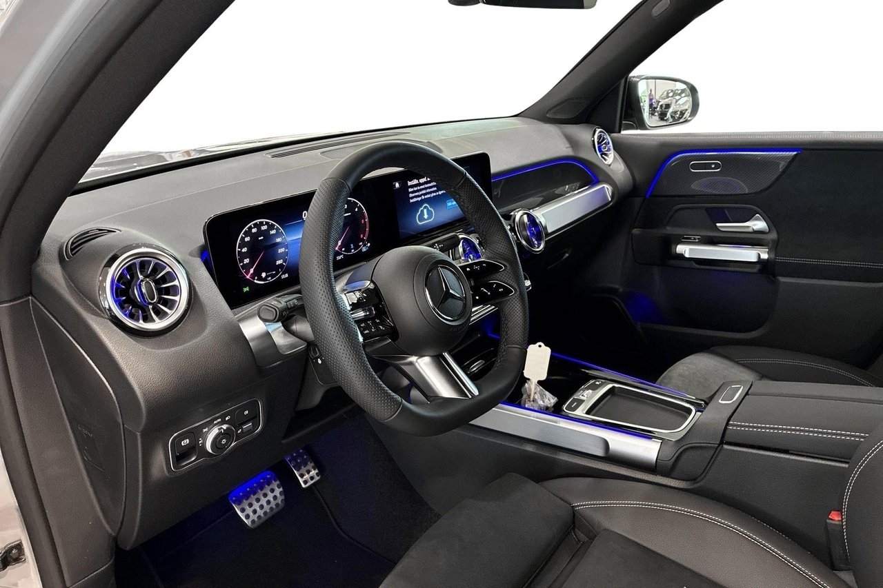 Mercedes-Benz GLB 220 d 2026, bild 7/10