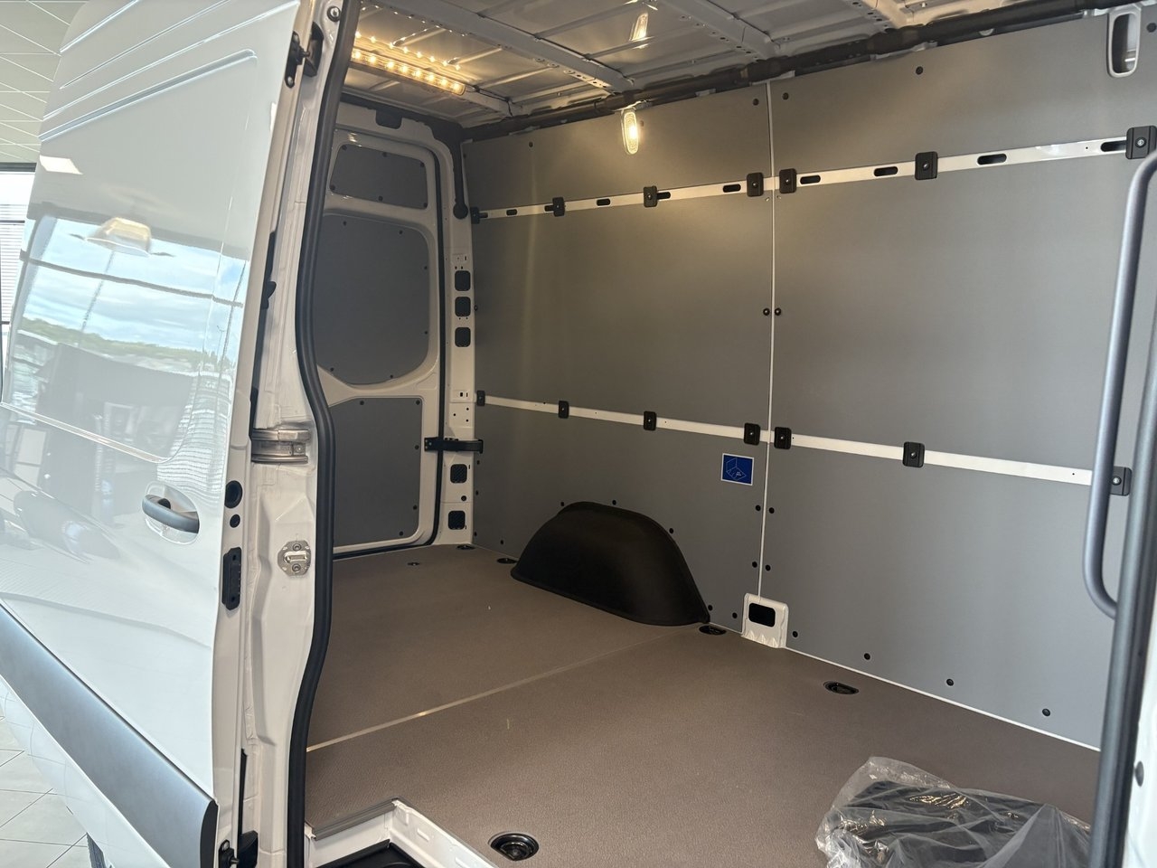 Mercedes-Benz Sprinter 2026, bild 5/6