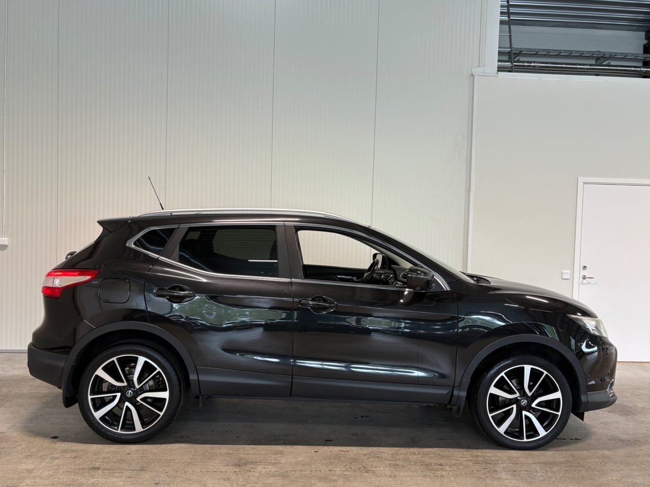Nissan Qashqai 2017, kuva 2/10