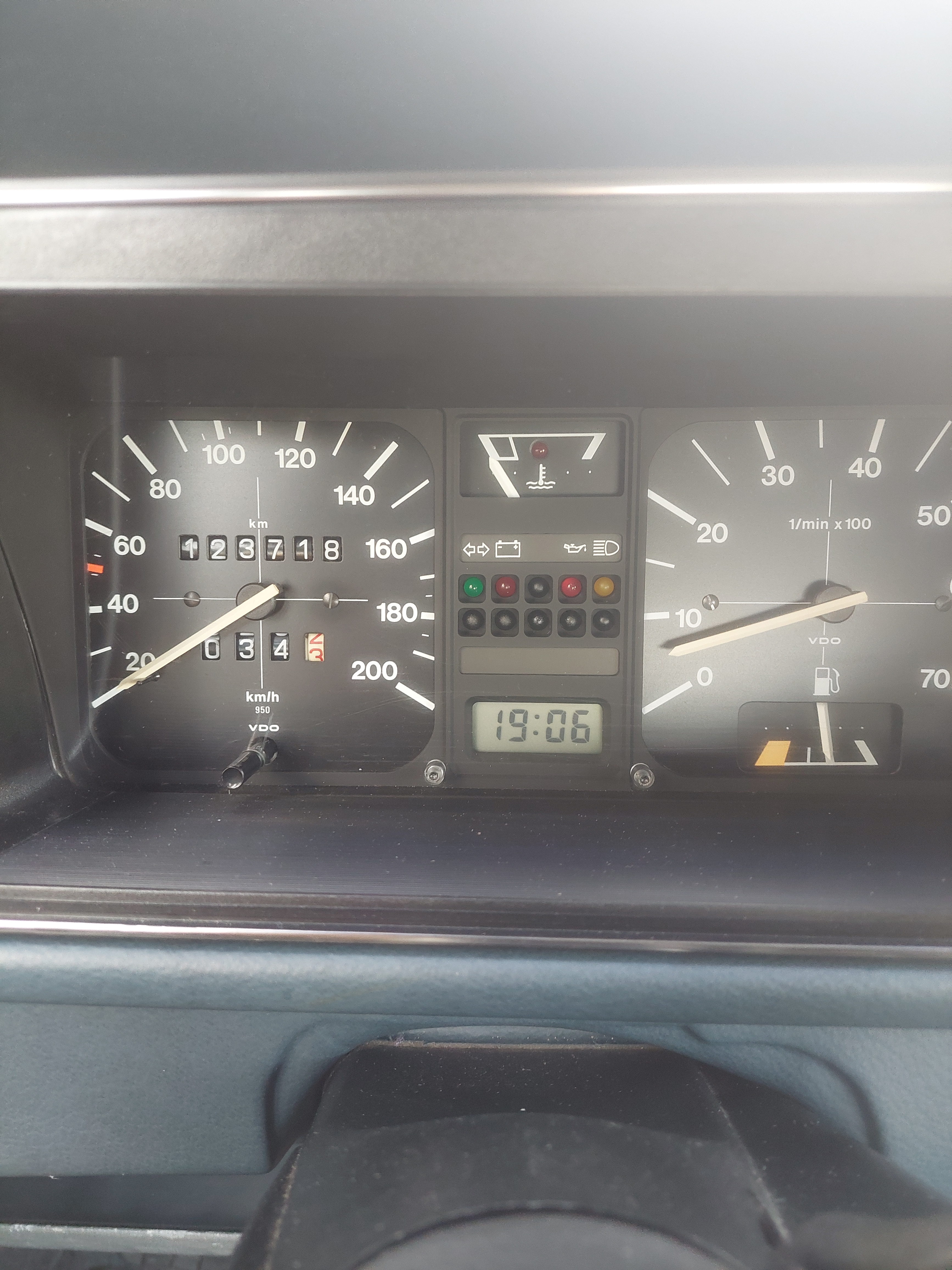 Volkswagen Golf I 5-dörrar 1.6 Manuell 1983, bild 6/10
