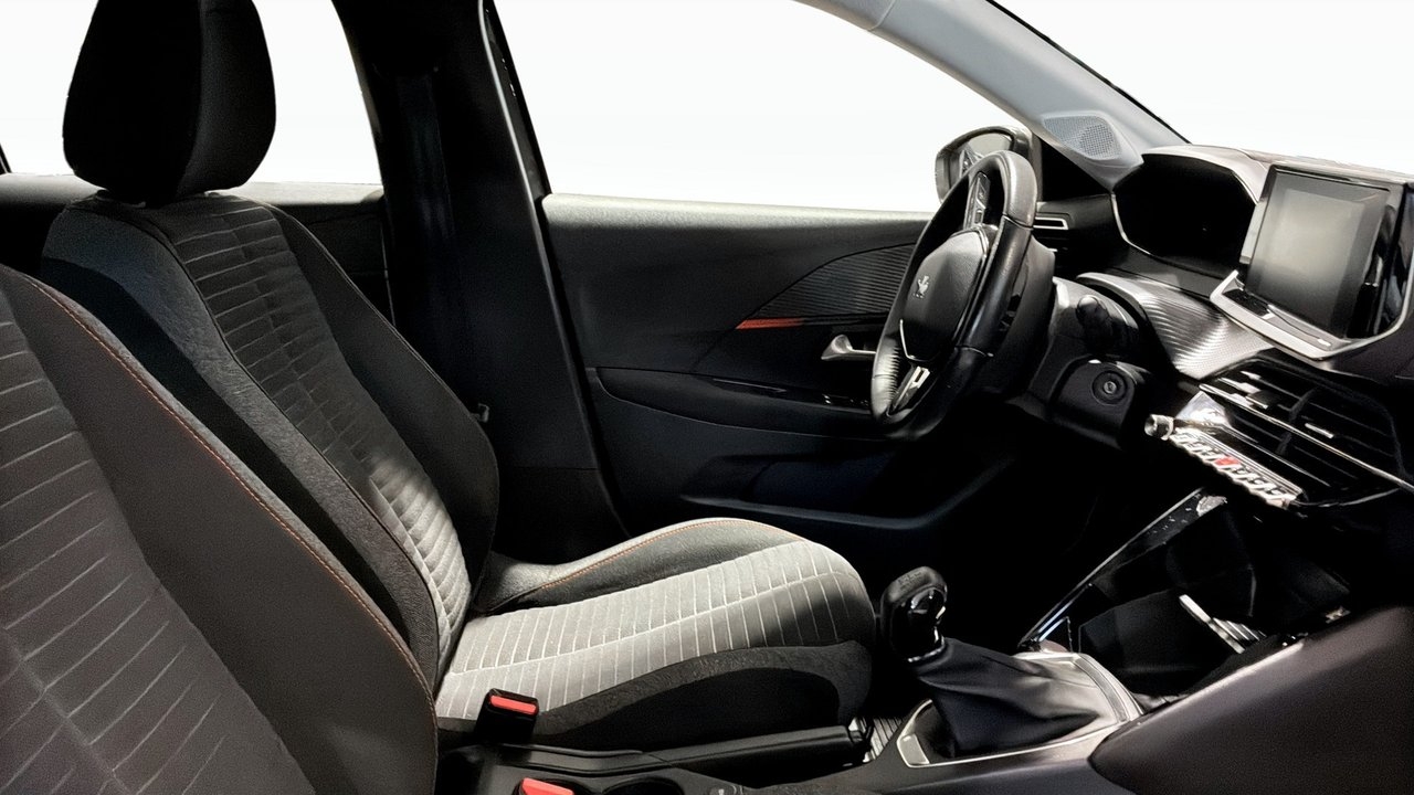 Peugeot 208 1.2 PureTech 75Hk 2020, bild 3/9