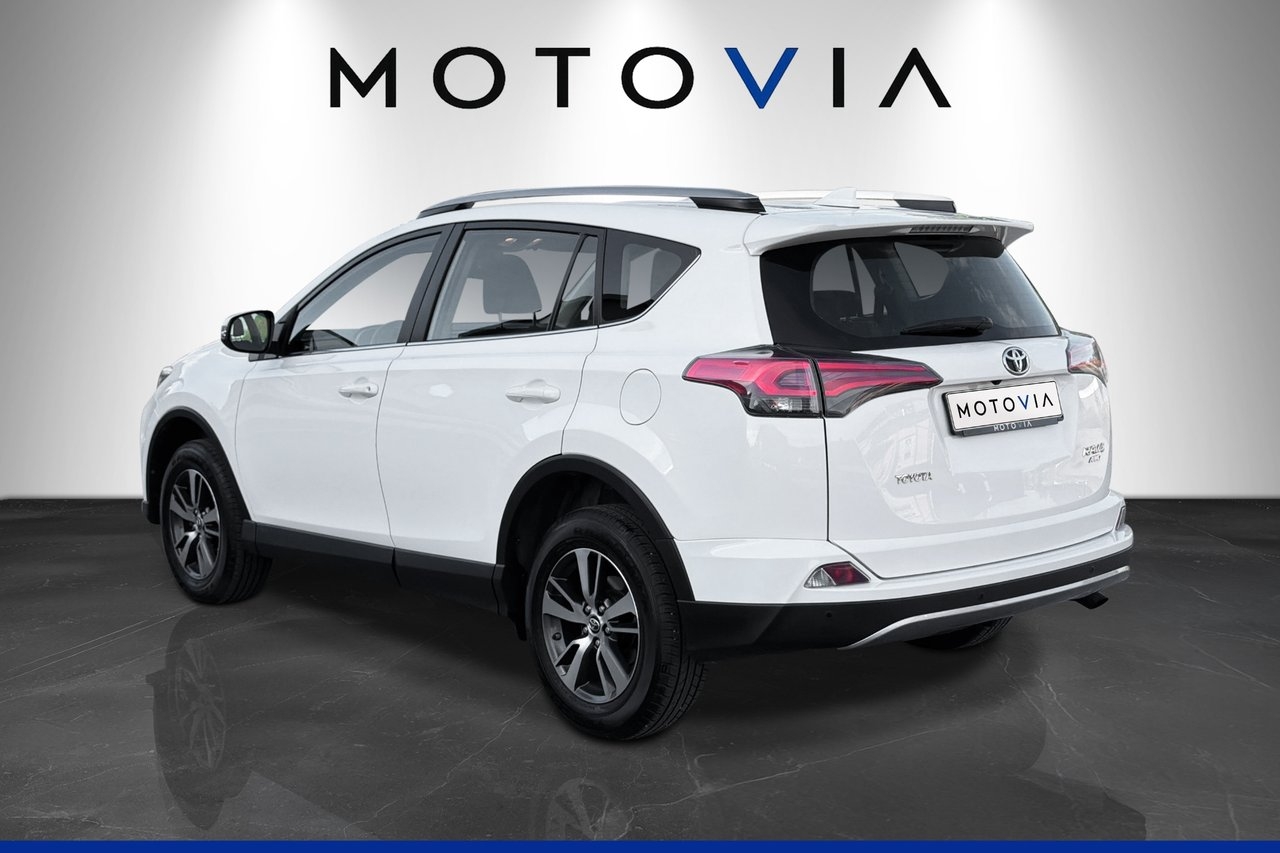 Toyota RAV4 2018, bild 6/10
