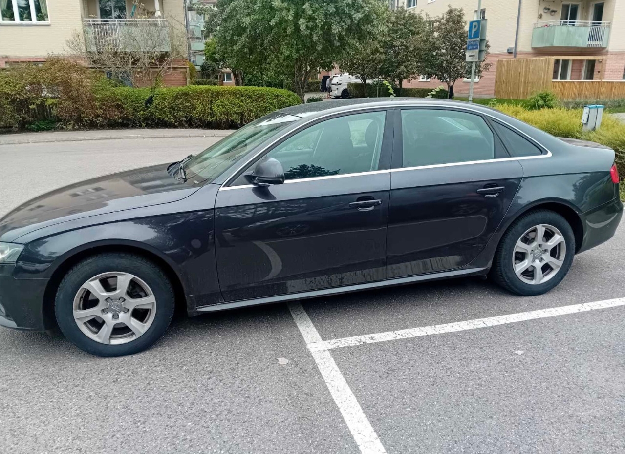 Audi A4 Sedan 1.8 TFSI Multitronic 2009, bild 5/5