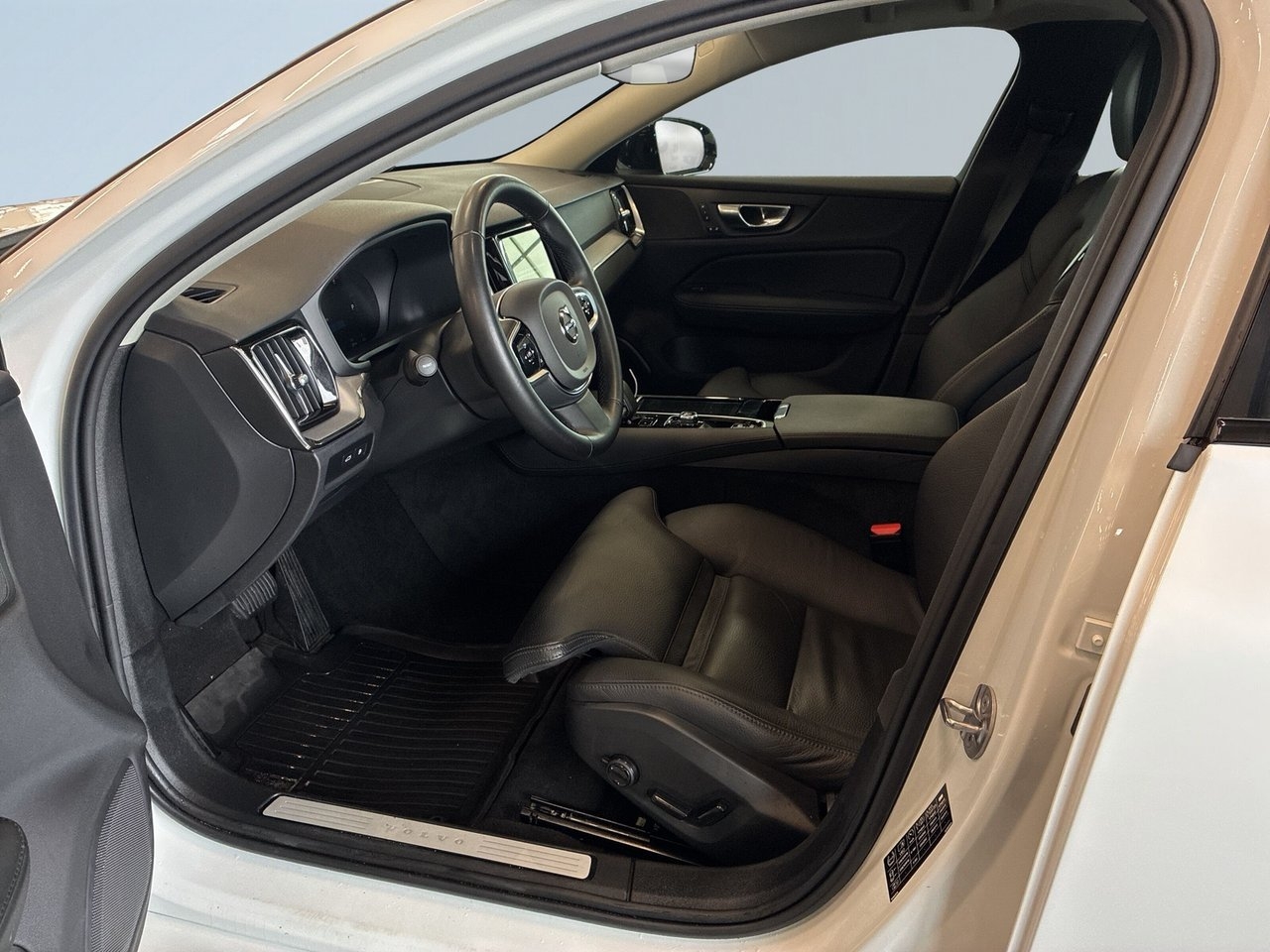 Volvo V60 2025, bild 7/10