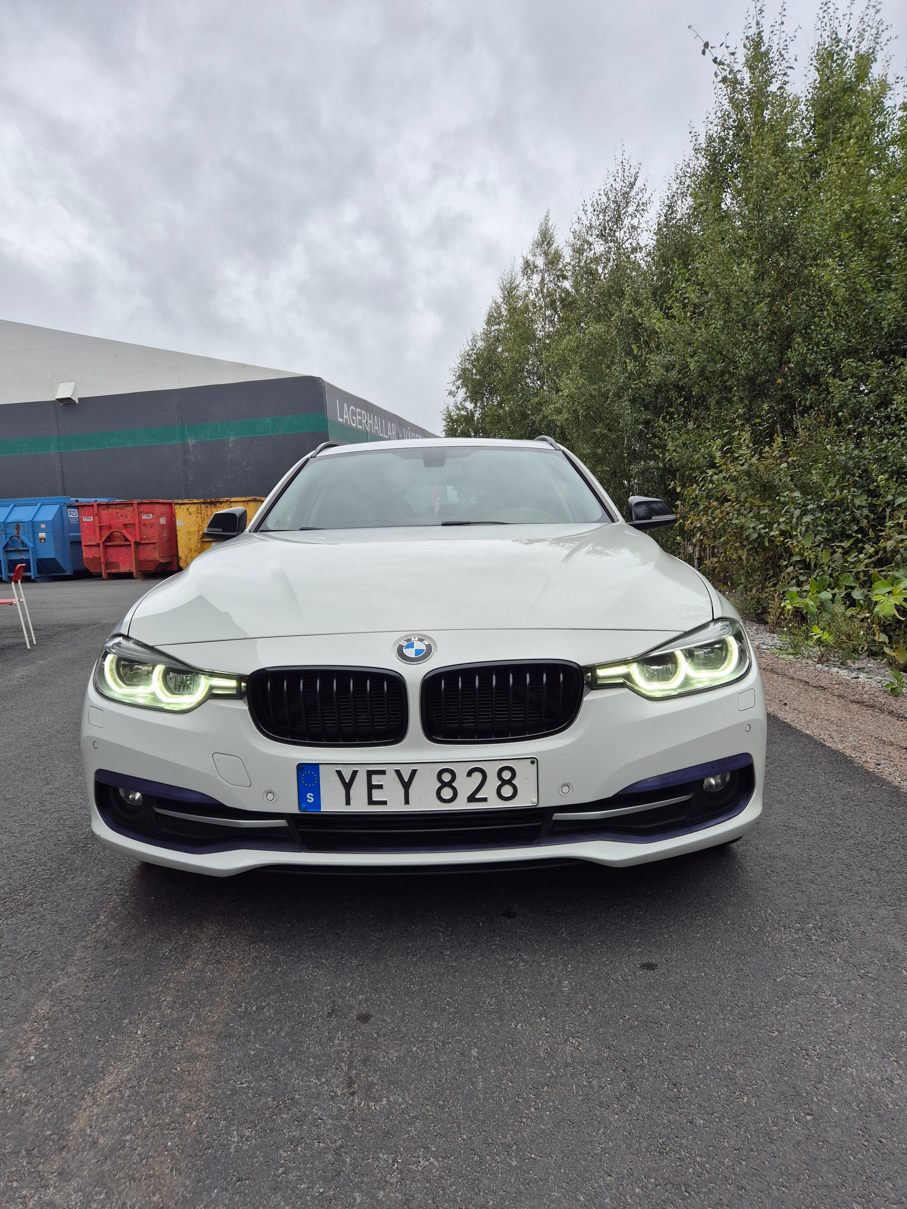 BMW 320