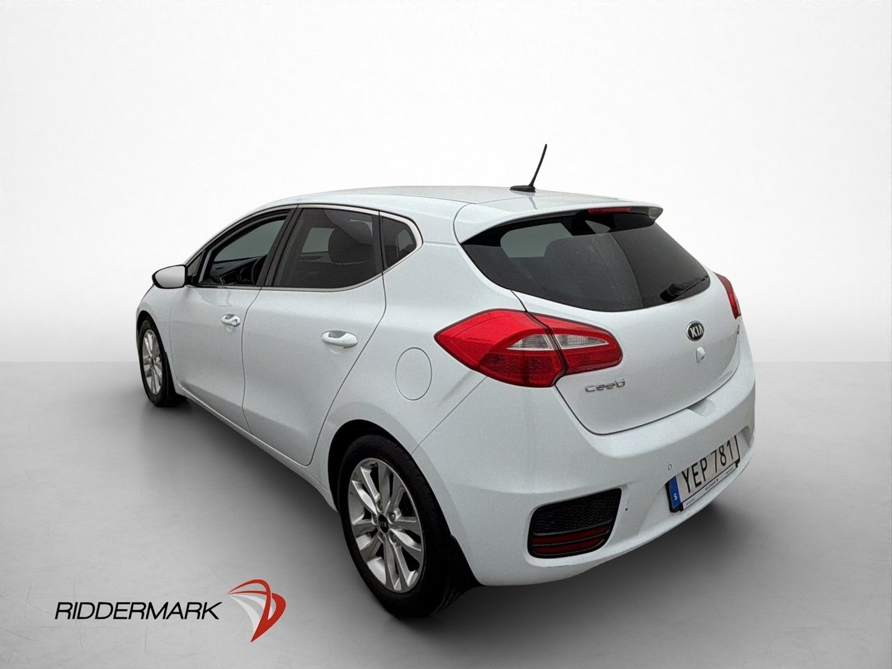 Kia Ceed 1.6 GDI 135hk 2016, kuva 6/31