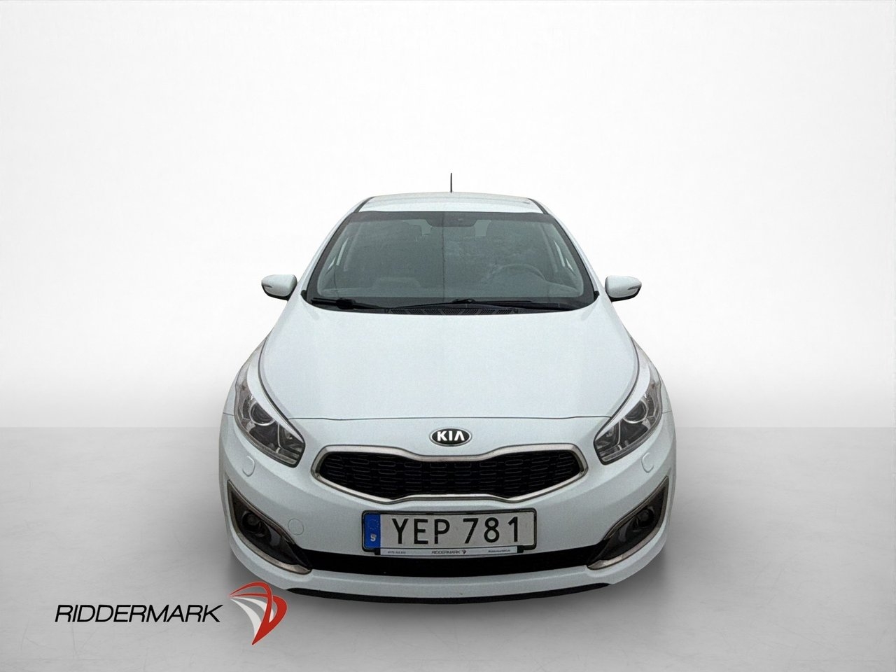 Kia Ceed 1.6 GDI 135hk 2016, kuva 2/31