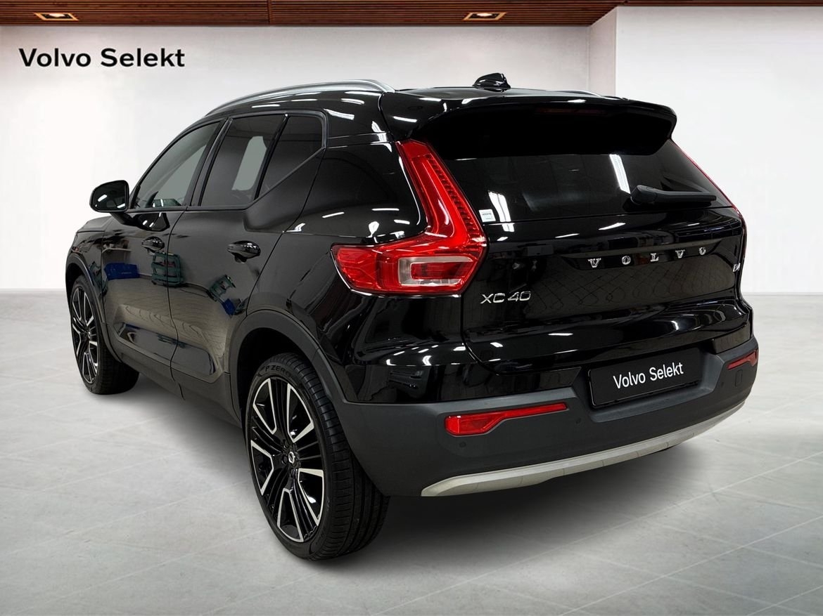 Volvo XC40 2021, bild 2/15