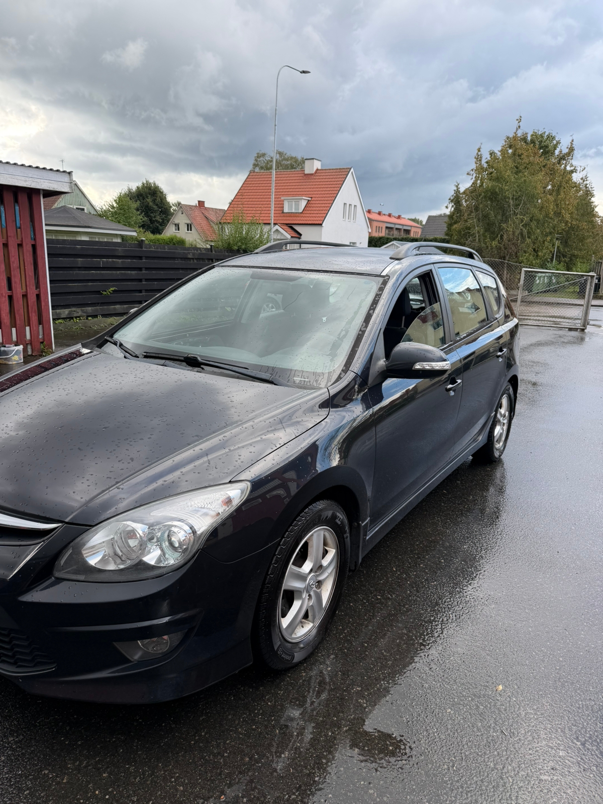 Hyundai i30 cw 1.6 CRDi Manuell 2011, bild 2/9