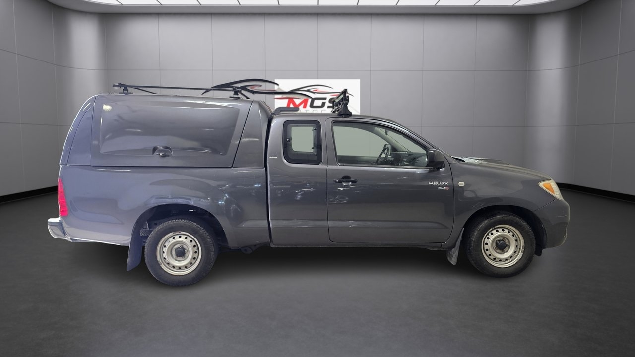 Toyota HiLux Extra Cab 2.5 Nybesiktigad 2008, bild 7/10