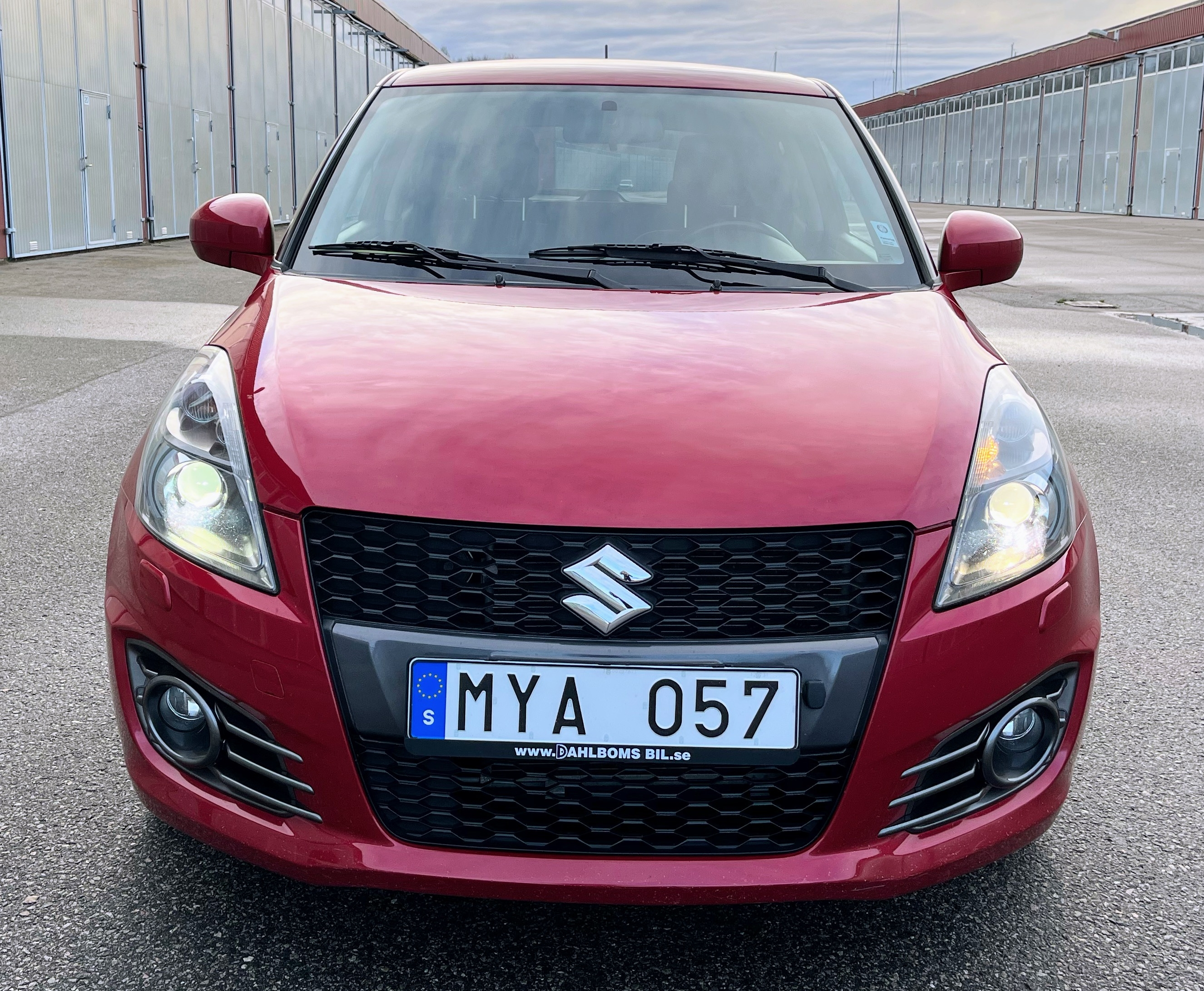 Suzuki Swift 2012, bild 2/8