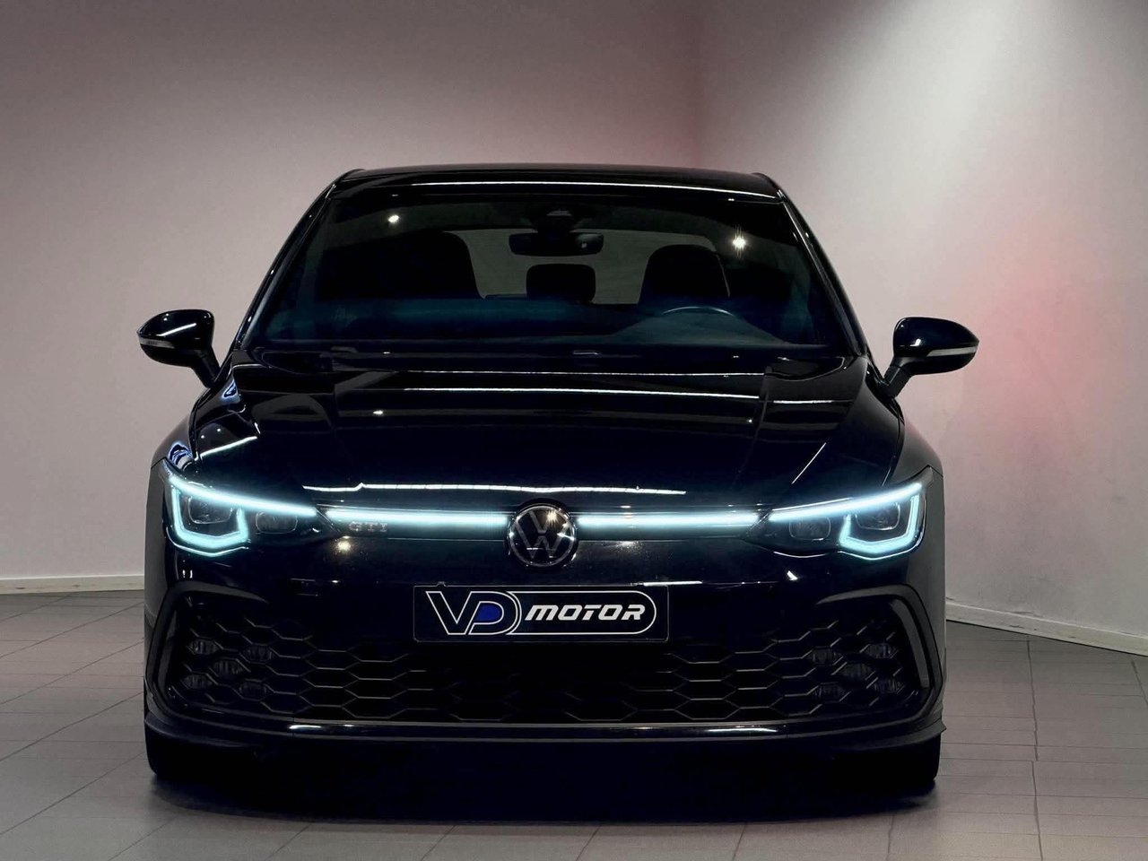 Volkswagen Golf 2021, photo 6/10