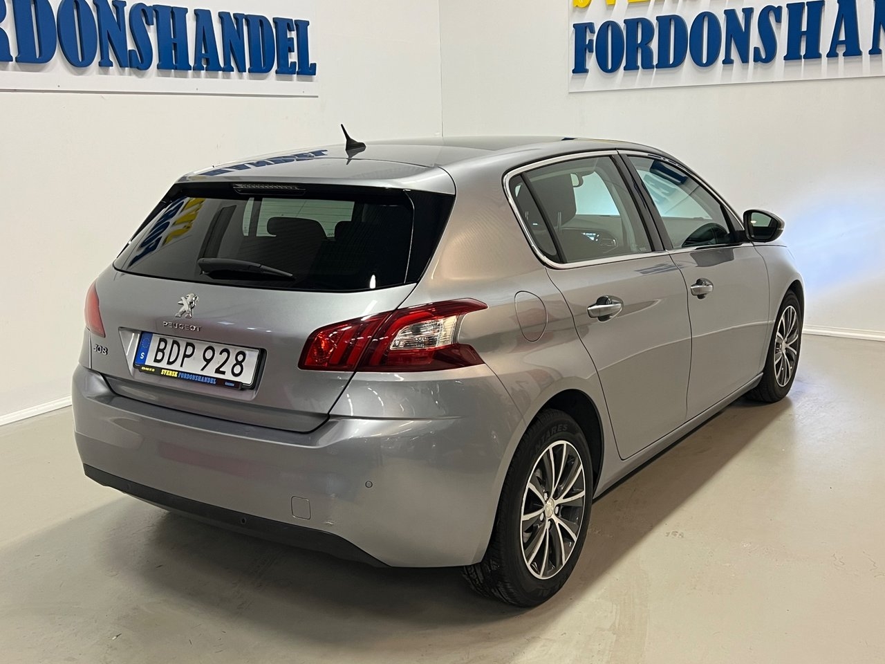 Peugeot 308 2015, bild 7/10