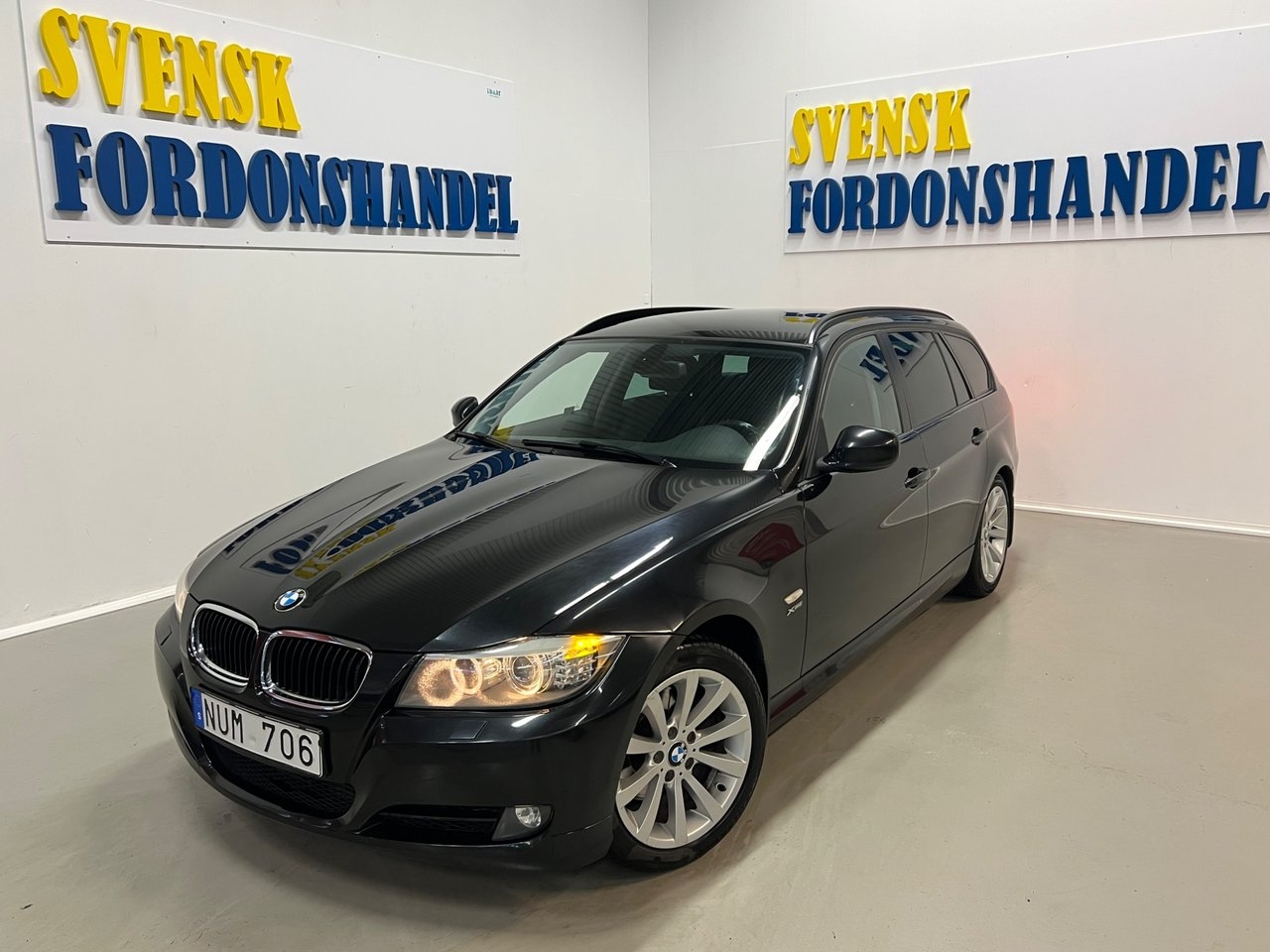 BMW 320 2012, bild 2/25