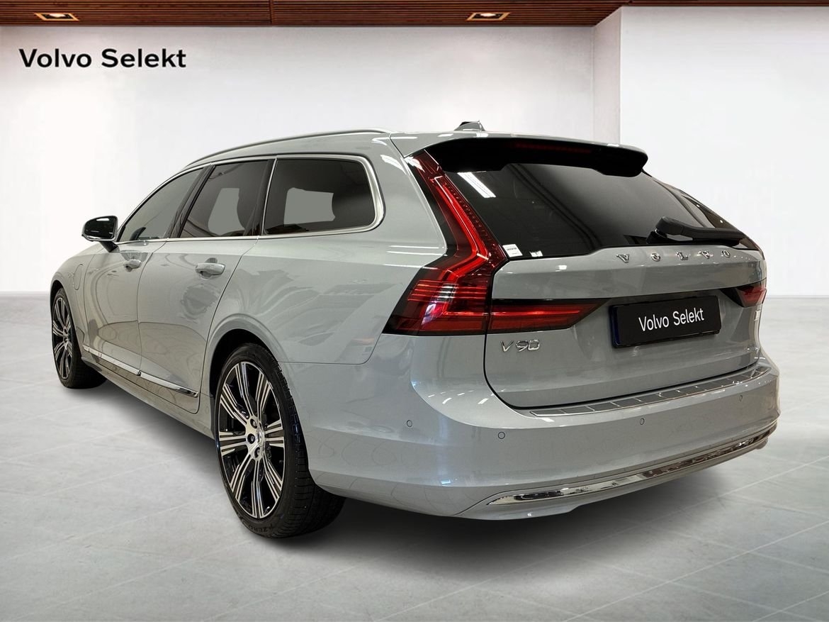 Volvo V90 Recharge T6 Ultimate Bright 2024, bild 2/16