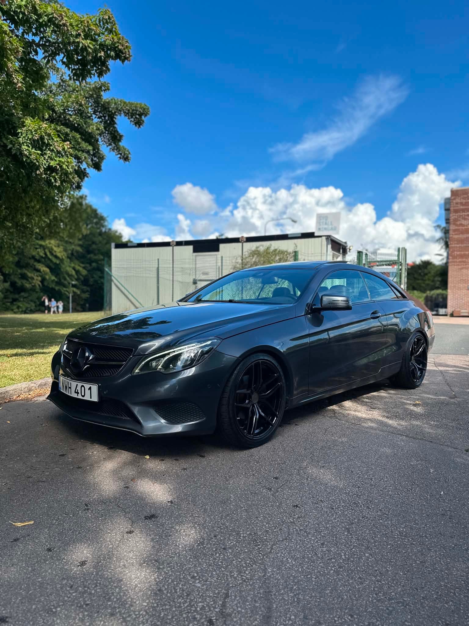 Mercedes-Benz E