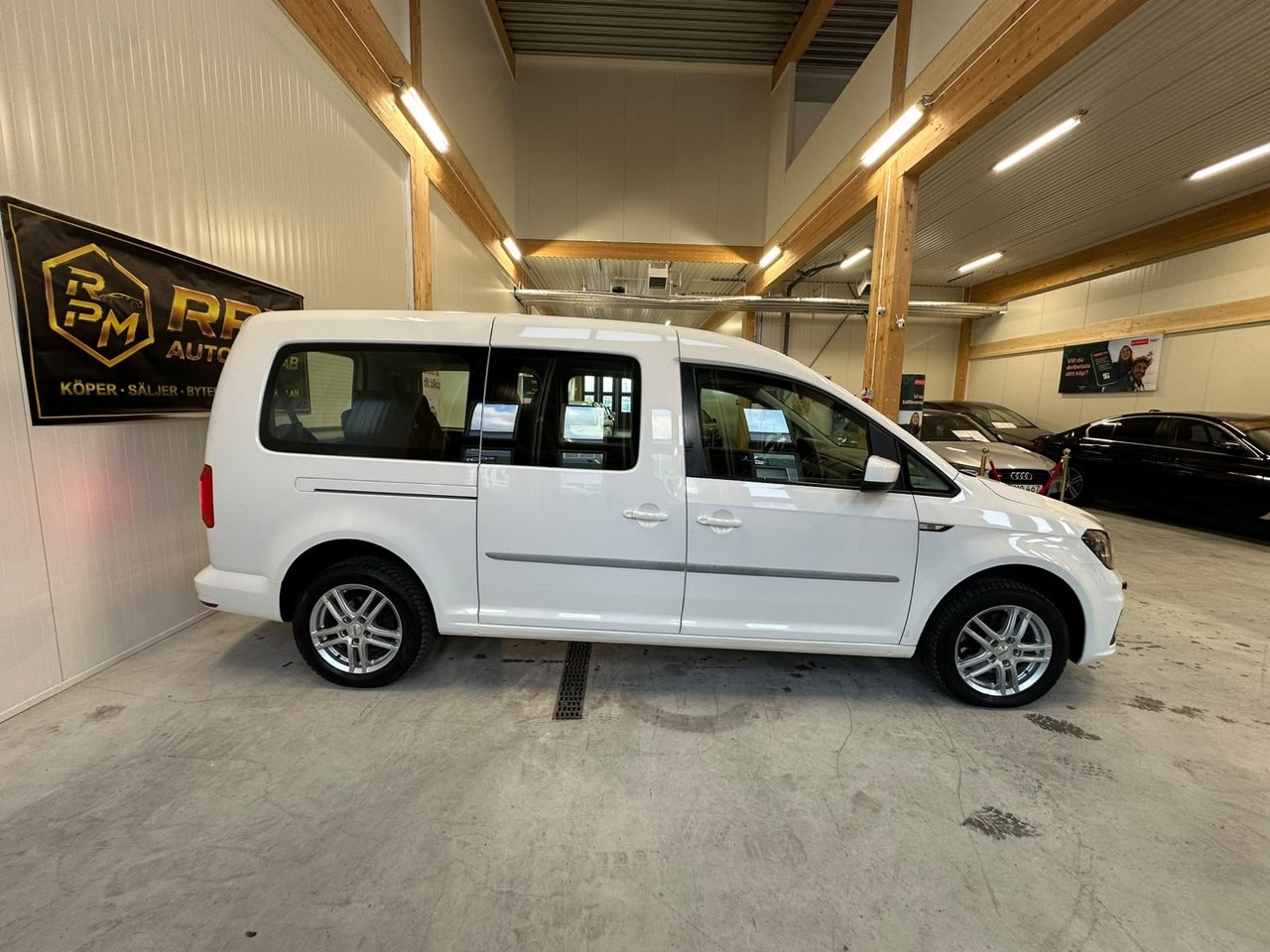 Volkswagen Caddy Maxi 2019, bild 3/20