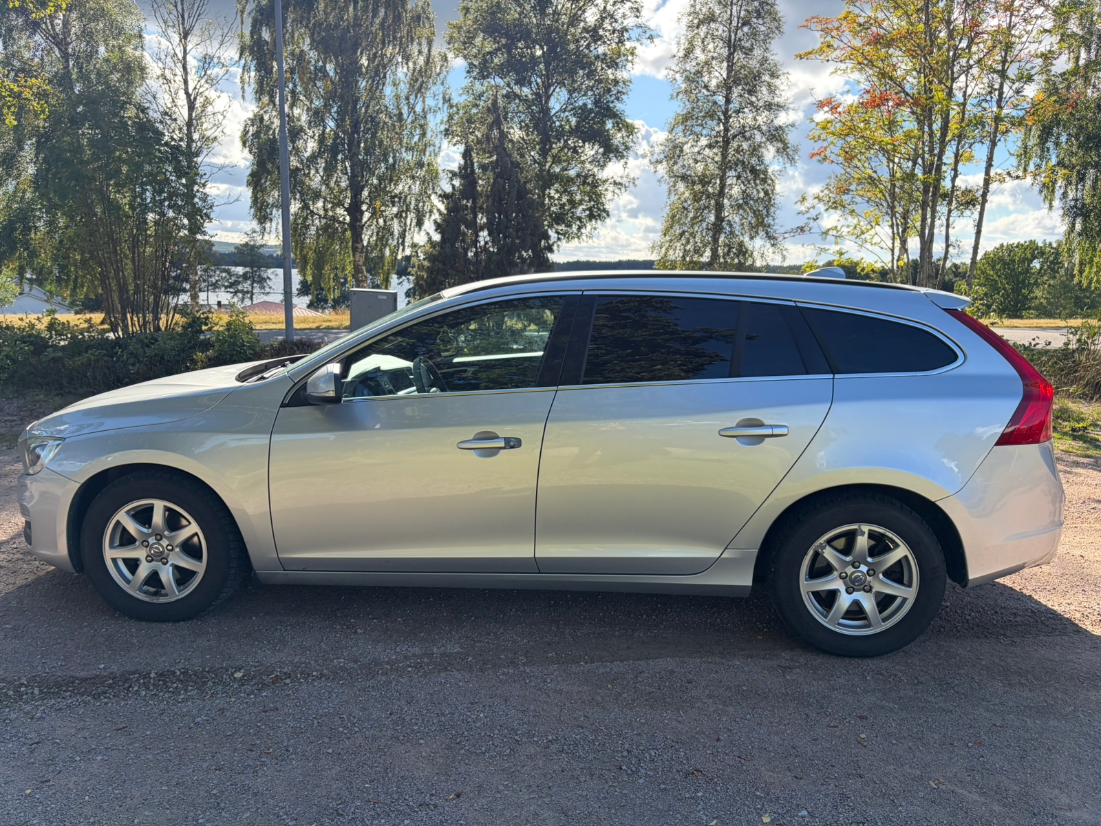 Volvo V60 D4 Geartronic 2014, bild 3/6