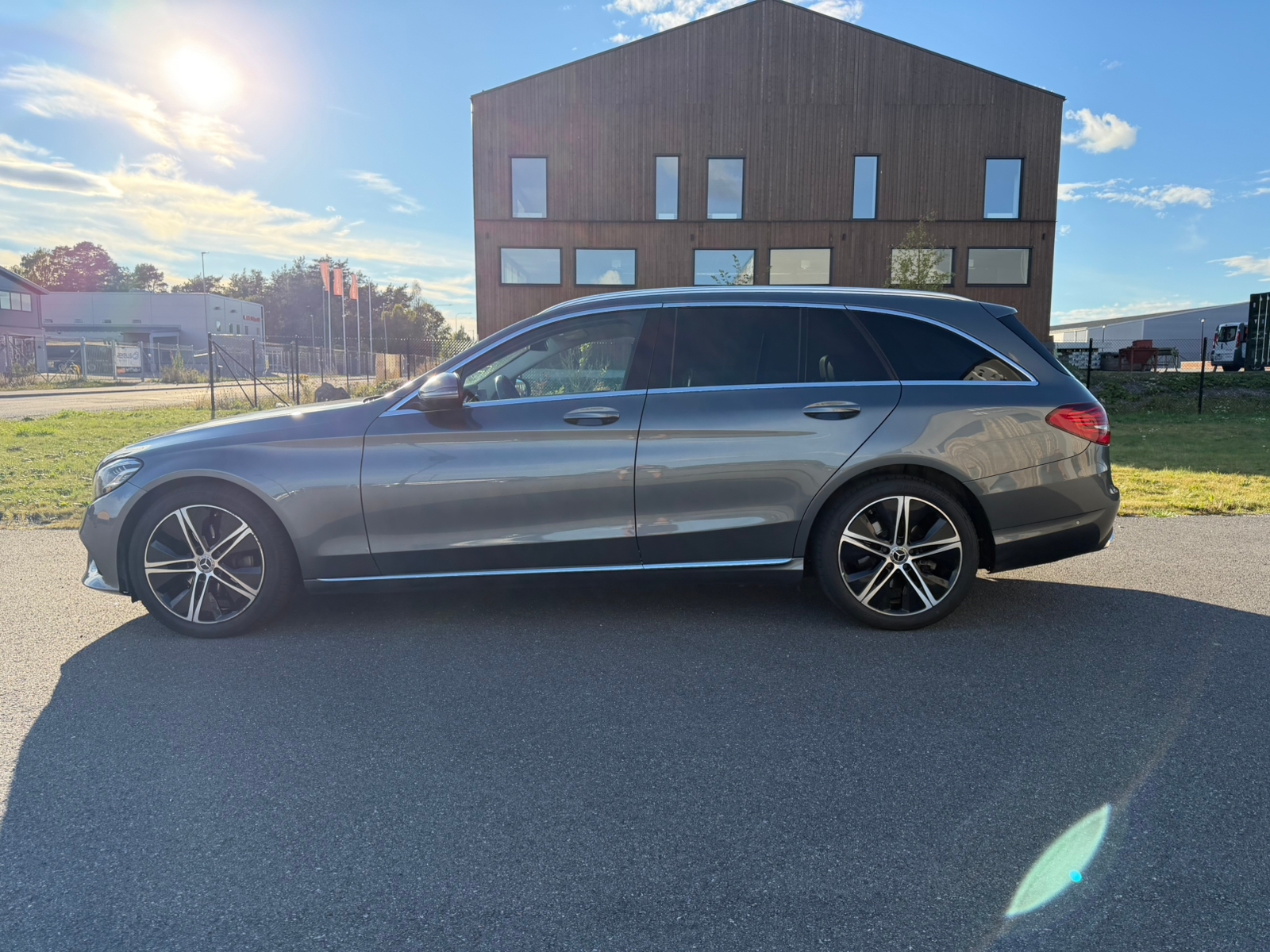 Mercedes-Benz C 220 T d 9G-Tronic 2020, kuva 3/10
