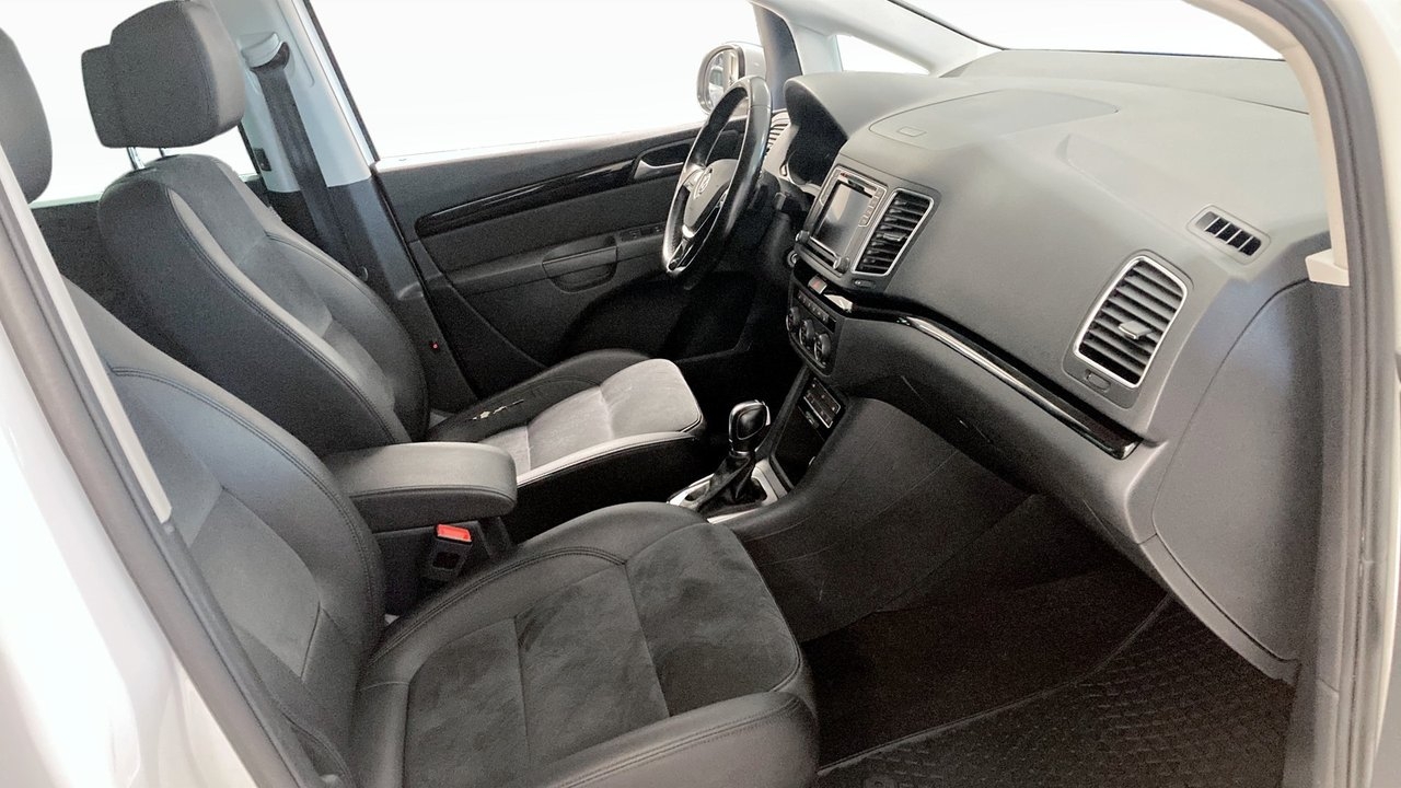 Volkswagen Sharan 2017, bild 3/16