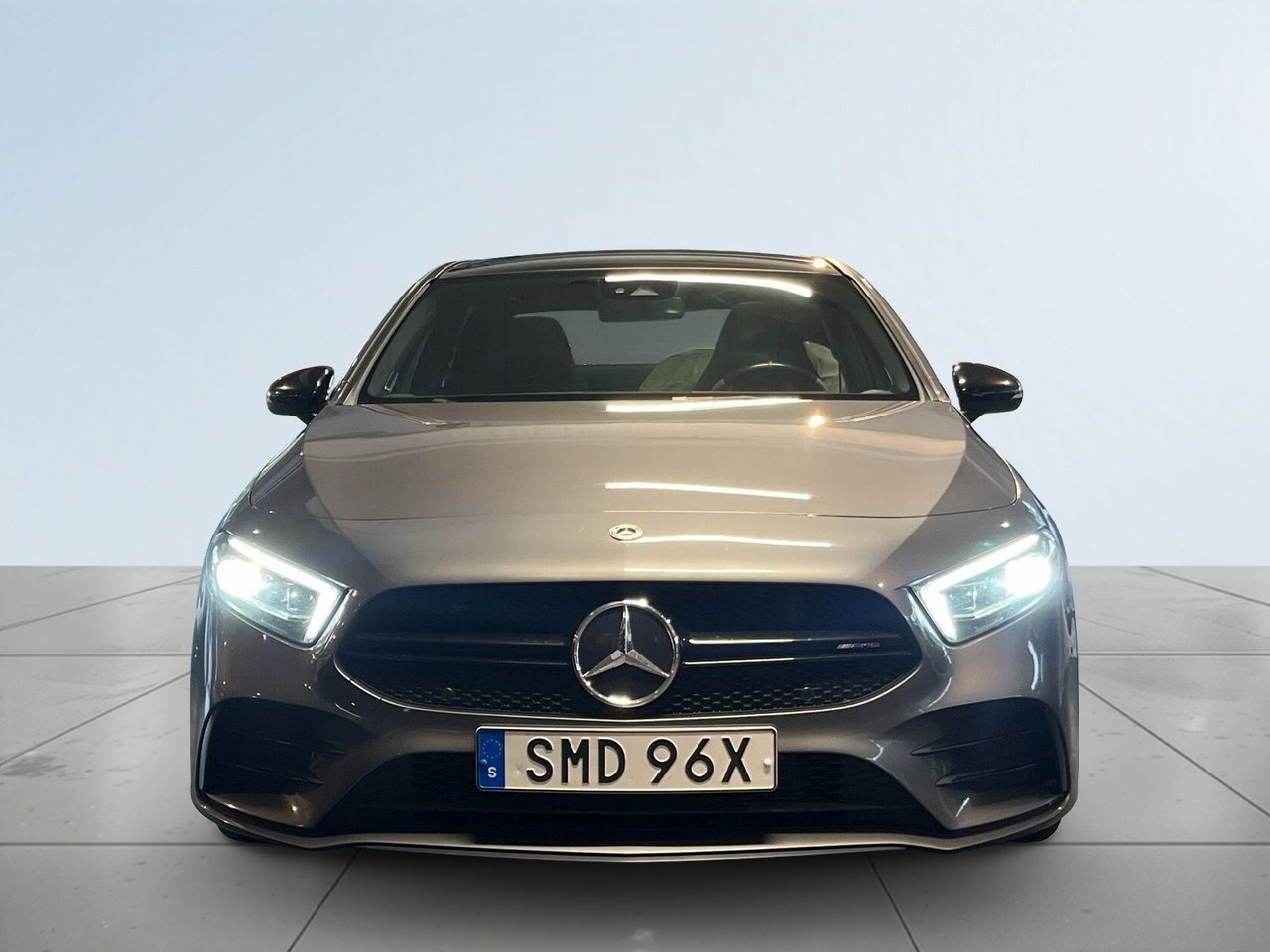 Mercedes-Benz A 35 4MATIC Sedan Pano 2023, photo 2/10
