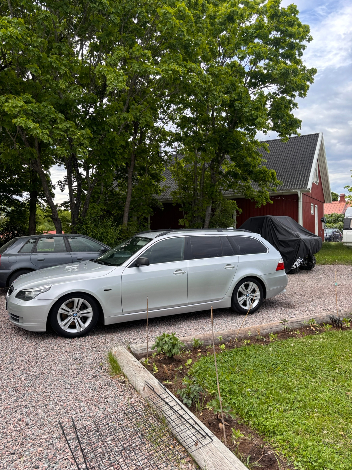 BMW 525 i A-traktor E61 touring LCI 2008, bild 4/10