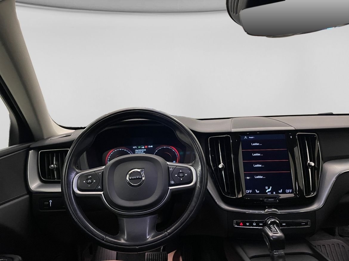 Volvo XC60 D4 AWD Geartronic 2019, bild 4/13