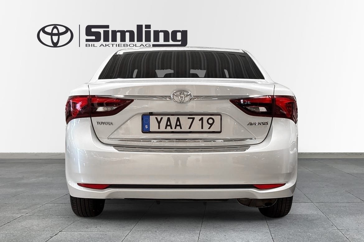 Toyota Avensis 2016, kuva 4/10