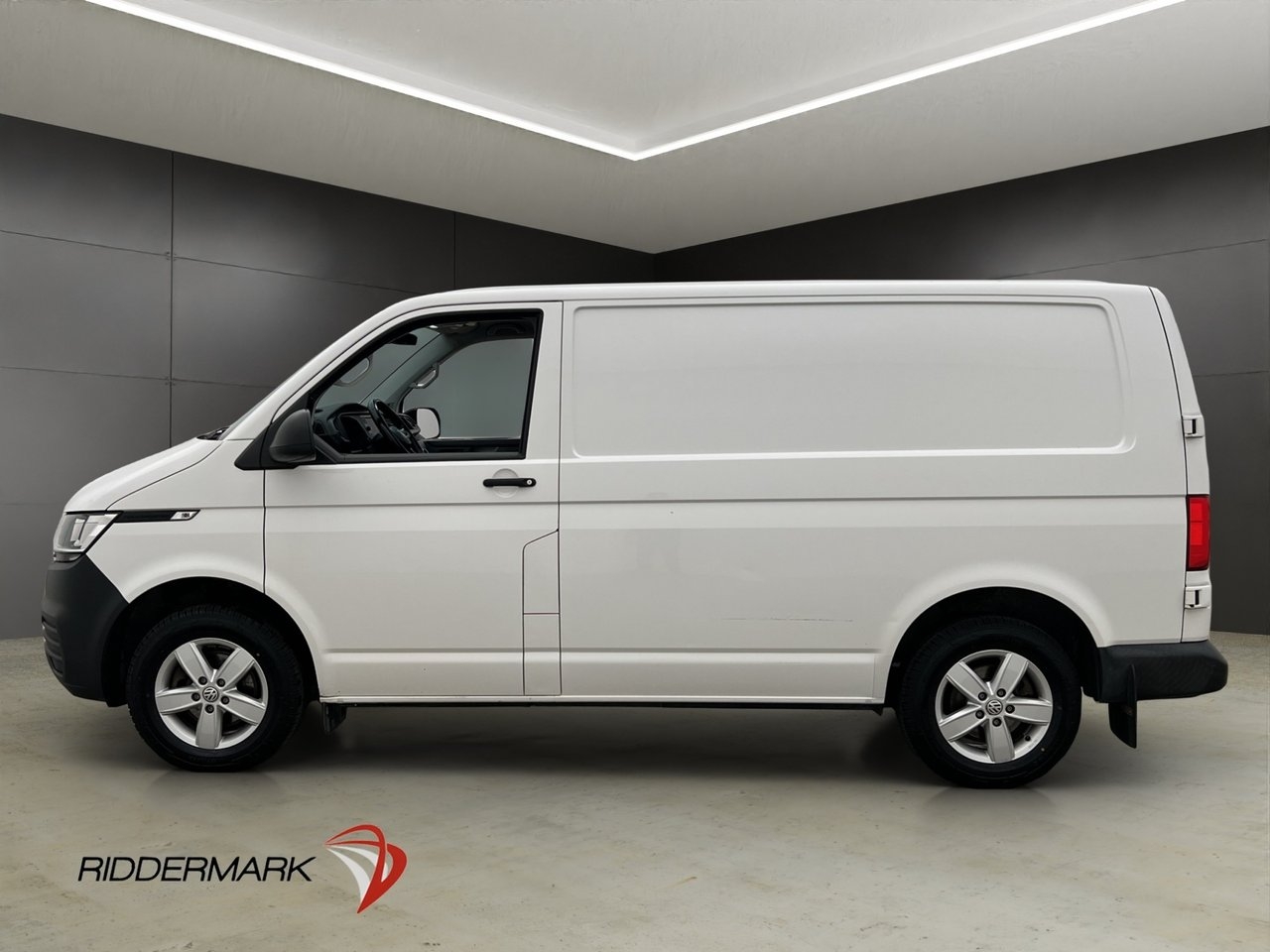 Volkswagen Transporter 2021, kuva 6/35