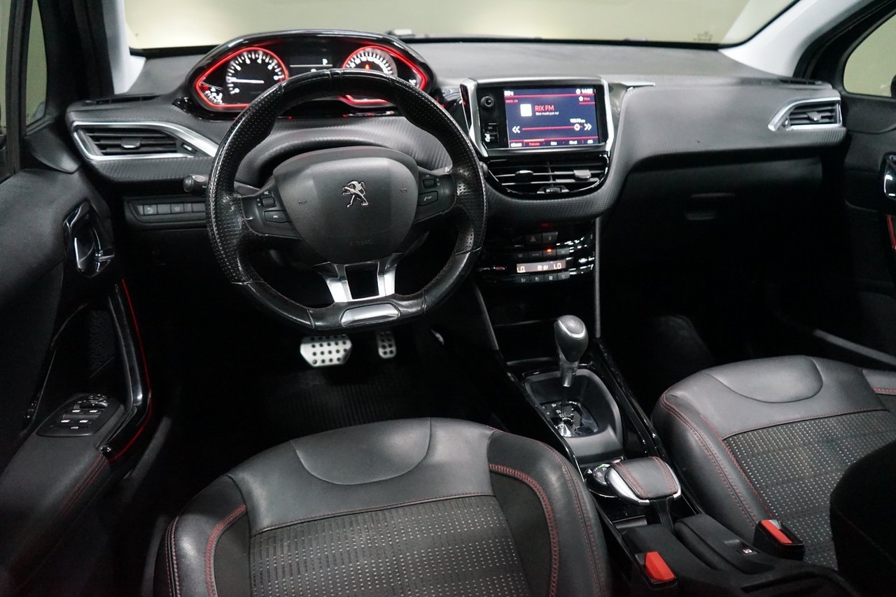 Peugeot 2008 2018, bild 7/10