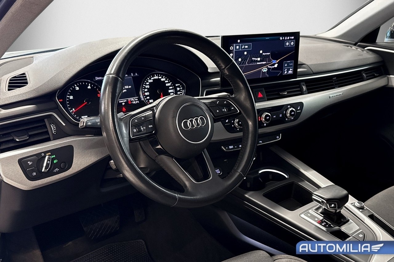 Audi A4 2020, photo 3/10