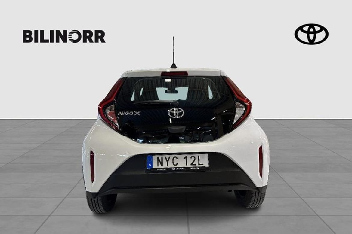 Toyota Aygo X 1.0 S-CVT PLAY 2024, bild 5/10