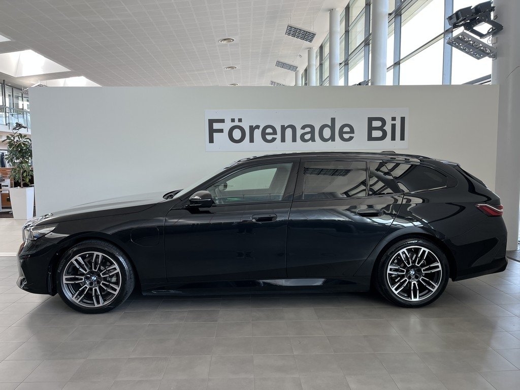 BMW 530 2026, bild 3/10