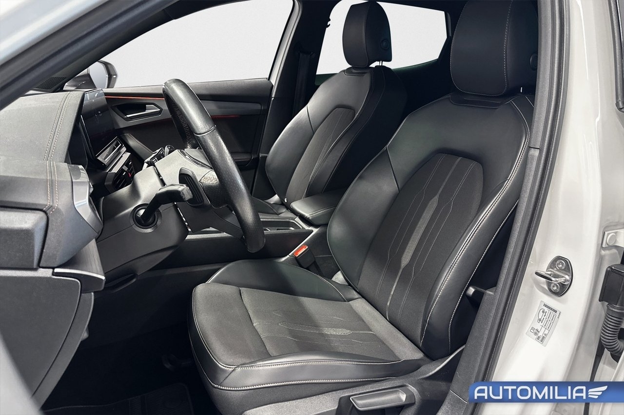 Cupra Formentor e-Hybrid, Ambilight 2021, bild 5/10