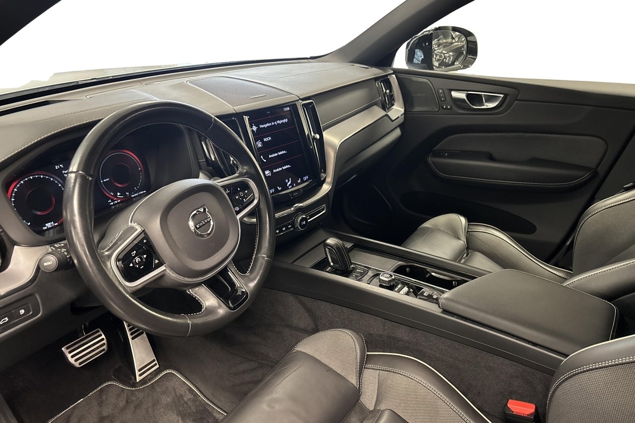 Volvo XC60 Recharge T6 AWD R-Design 2021, bild 7/10