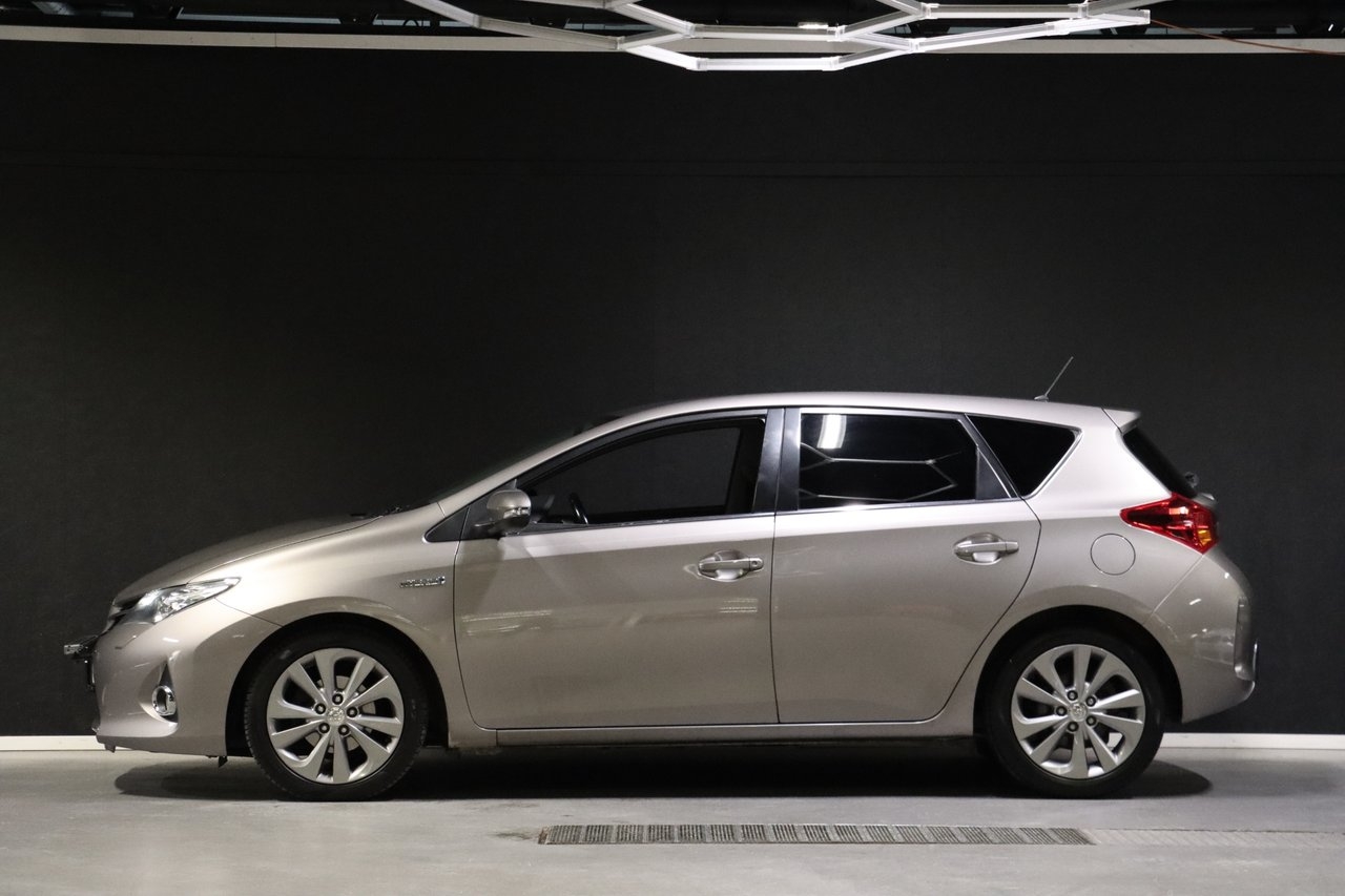 Toyota Auris Hybrid e-CVT Edition 50 2014, bild 5/10