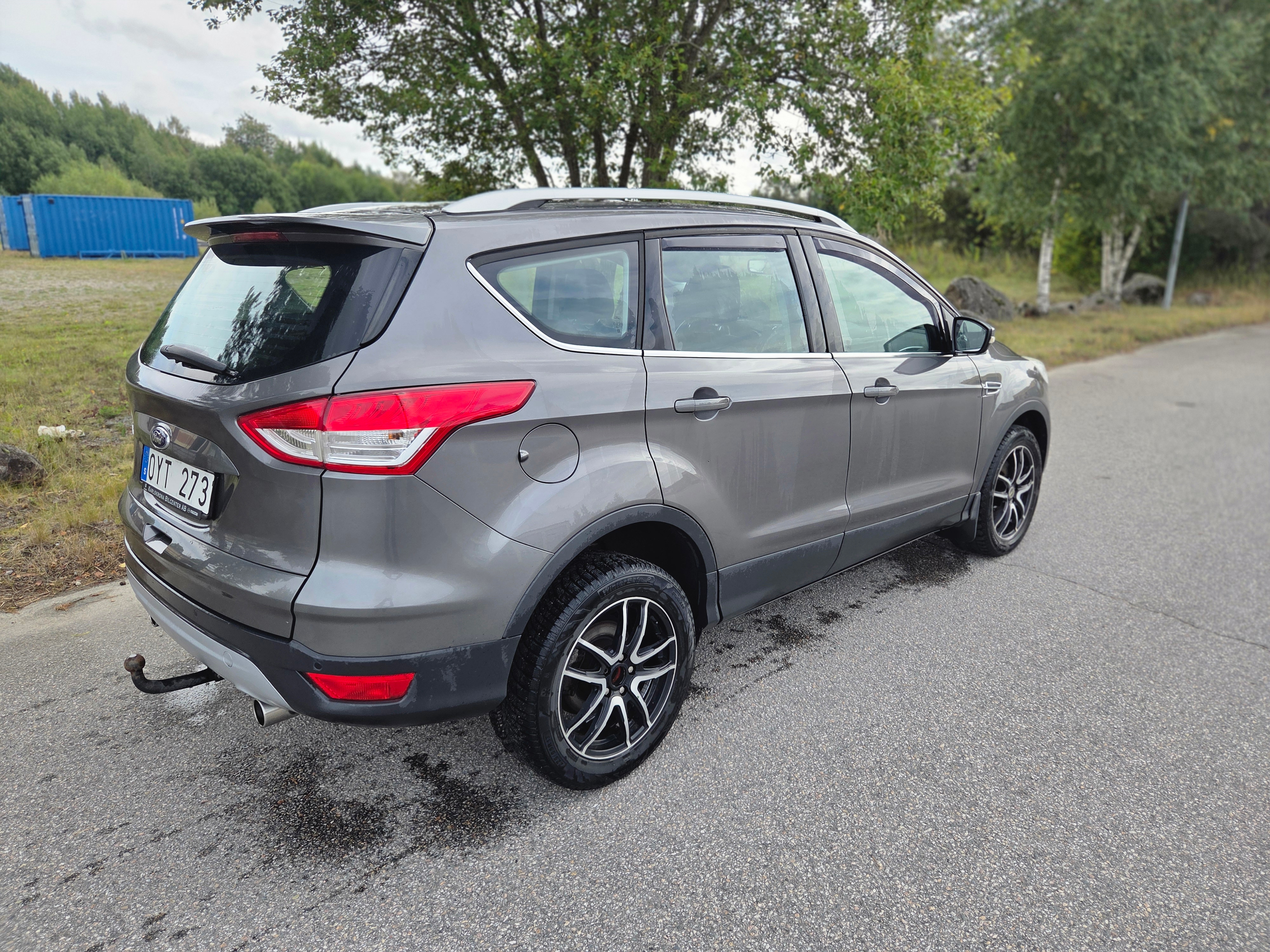 Ford Kuga 2.0 TDCi Manuell 2014, bild 5/10