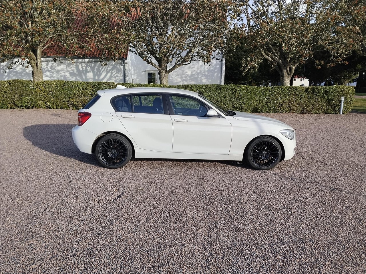 BMW 116 i 5-dörrars, fullservad 2014, kuva 6/10