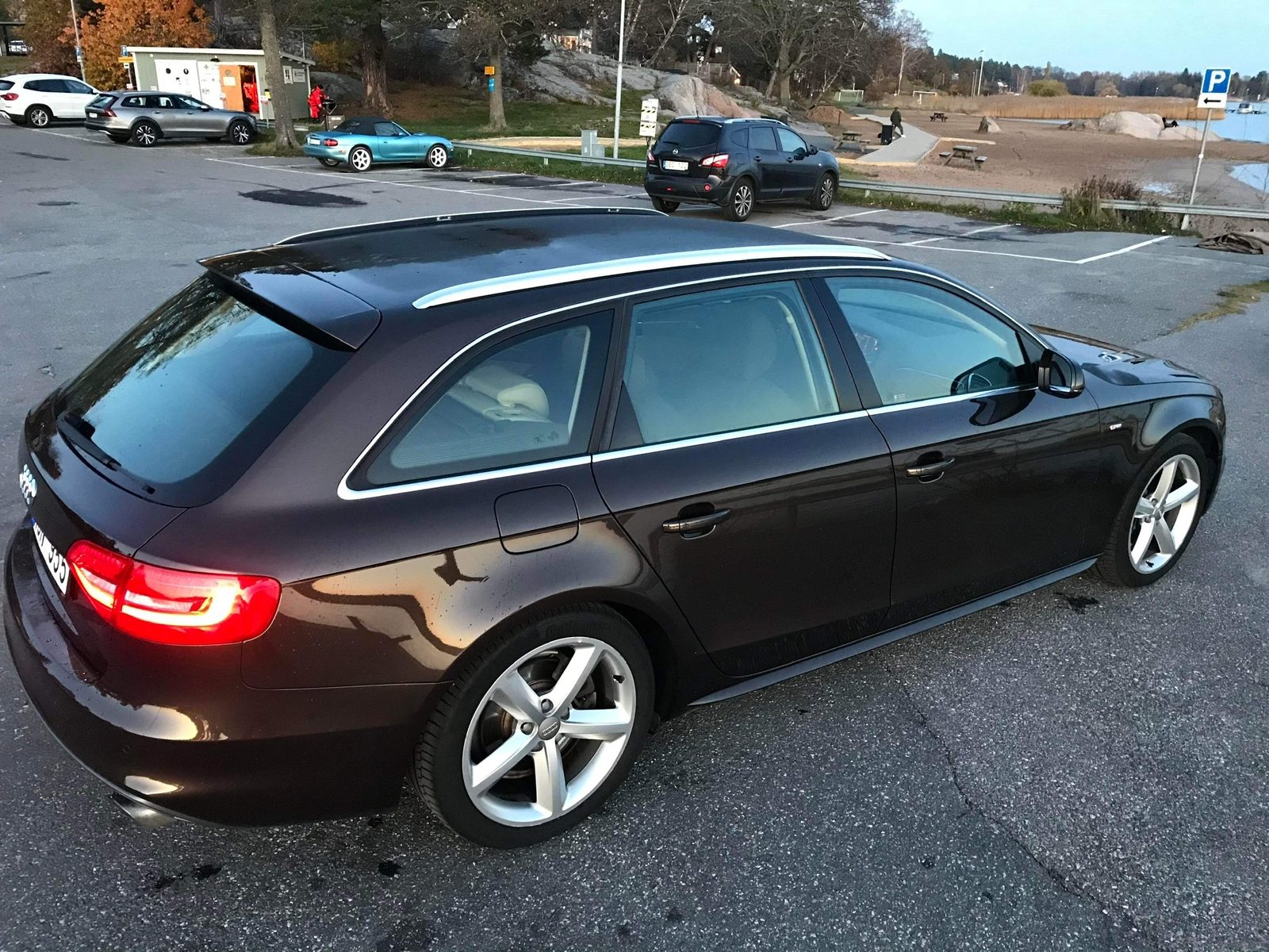 Audi A4 Avant 2.0 TFSI quattro Manuell 2013, bild 4/10