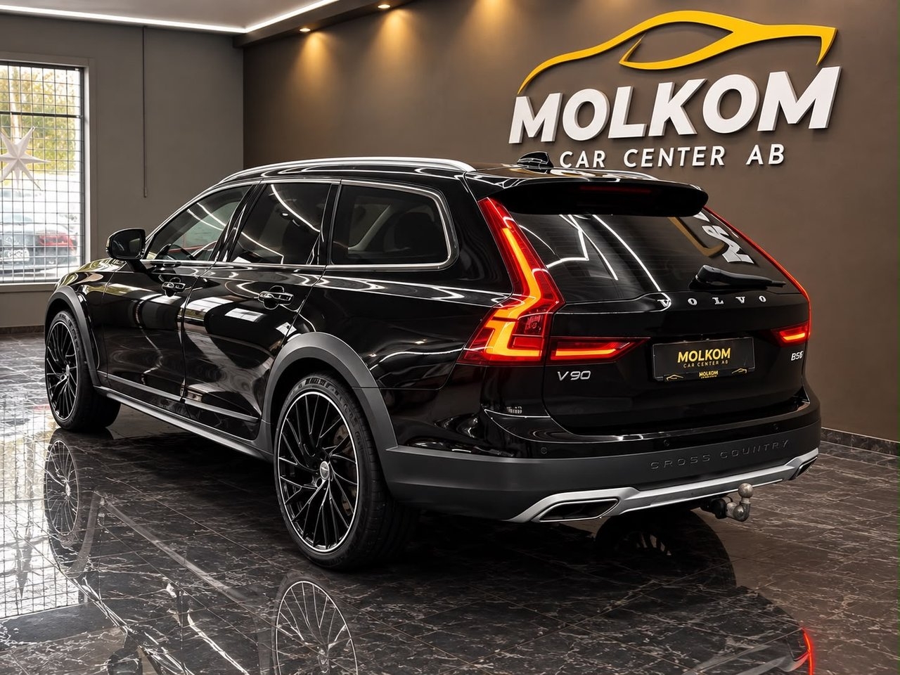 Volvo V90 Cross Country 2018, bild 6/14