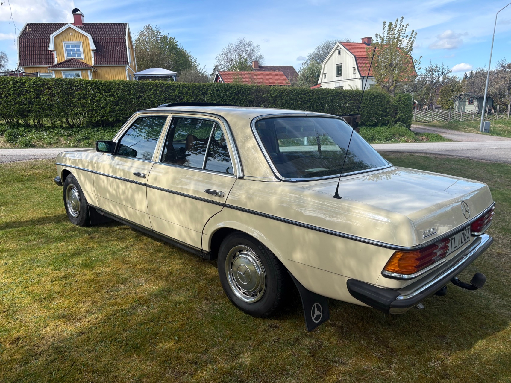 Mercedes-Benz 230 Automatisk 1979, bild 5/6