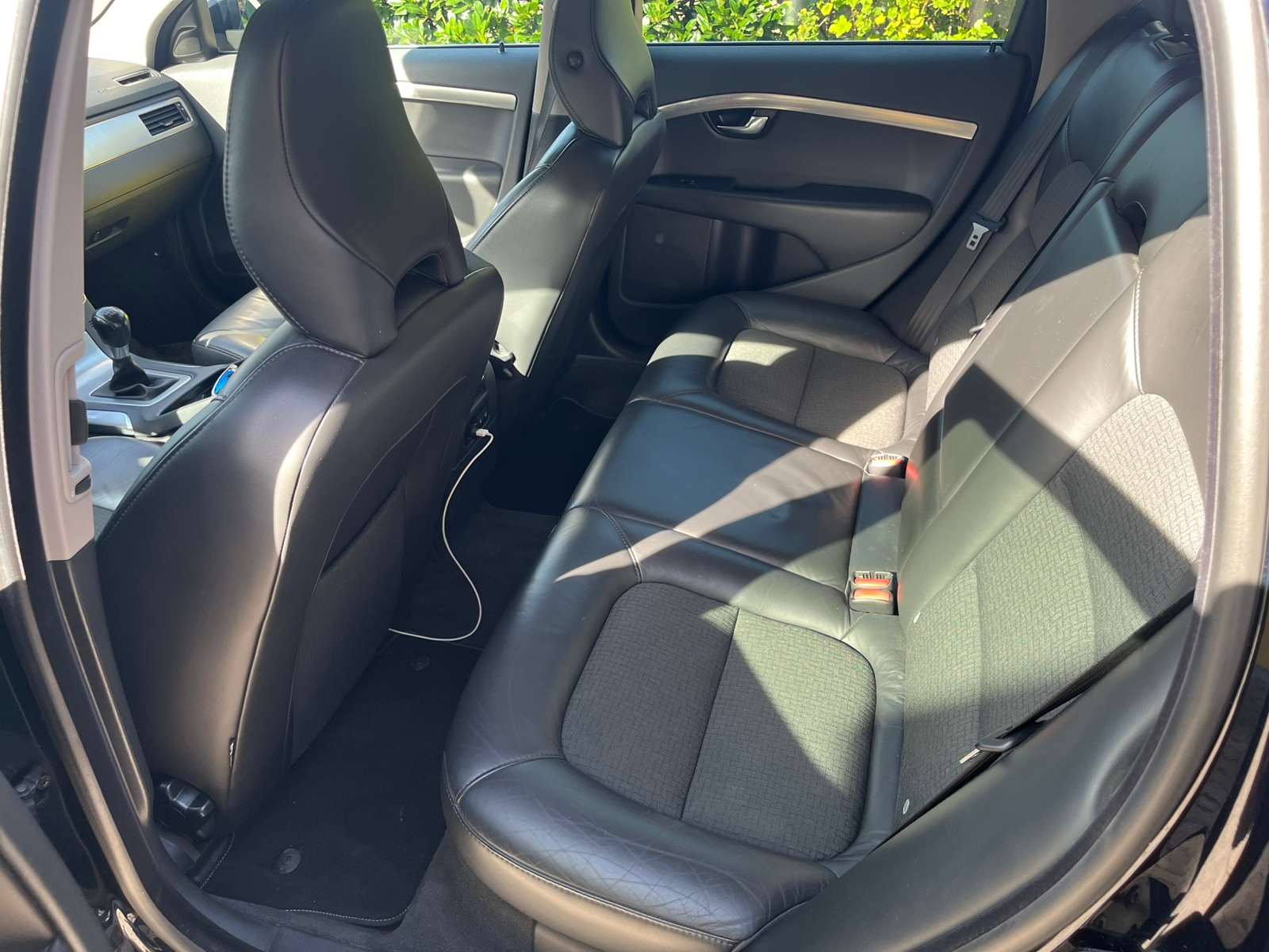 Volvo V70 D5 Manuell 2011, bild 2/5
