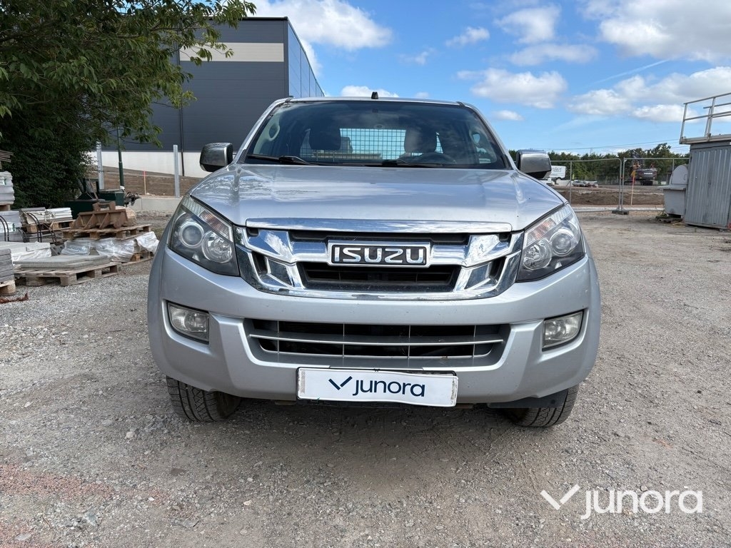 Isuzu D-max Space Cab 2.5 4WD Euro 5 2015, bild 3/10