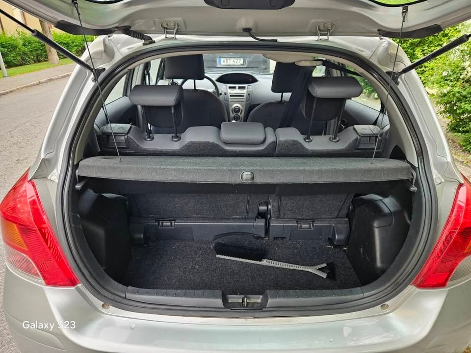 Toyota Yaris 2009, photo 4/9